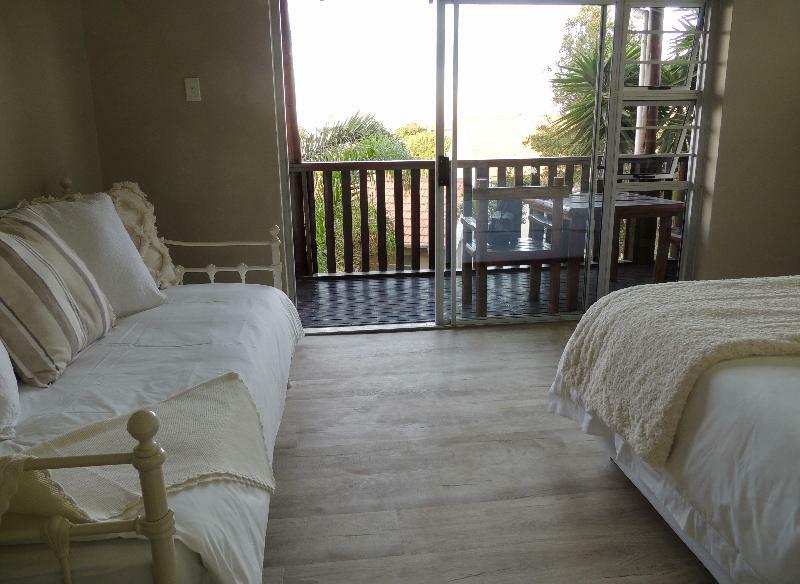 La Mer Guesthouse Port Elizabeth Dış mekan fotoğraf