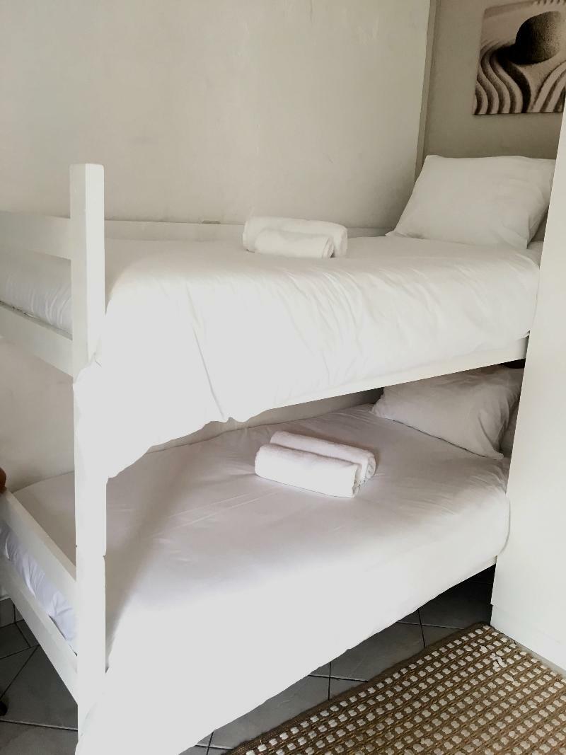 La Mer Guesthouse Port Elizabeth Dış mekan fotoğraf